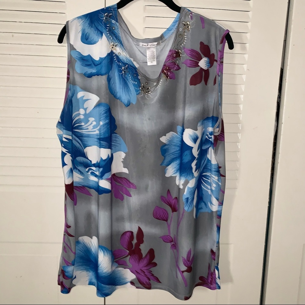 Sleeveless Floral Blouse